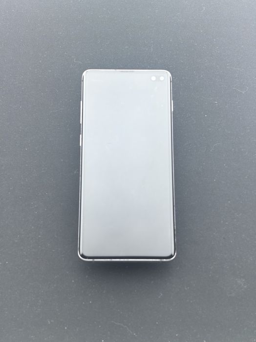 Samsung Galaxy S10 Plus  128 GB ID-sse202