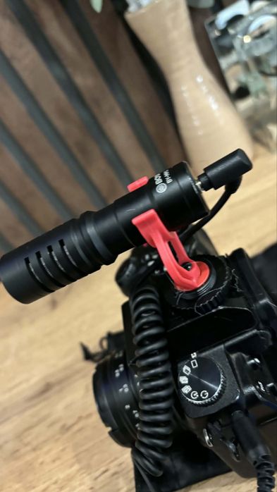 Lukix g7 + 7Artisans 25mm1.8 + Boya by-mm1