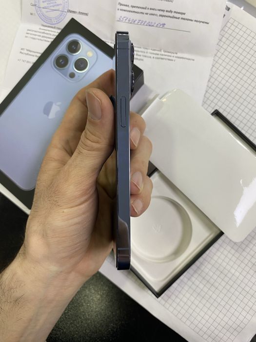iPhone 13 Pro 256GB идеал
