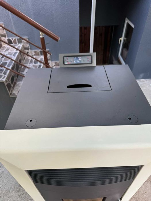 Пелетна камина AlfaPlam Como 21 kW – Отлично състояние, сервизирана, готова за сезона