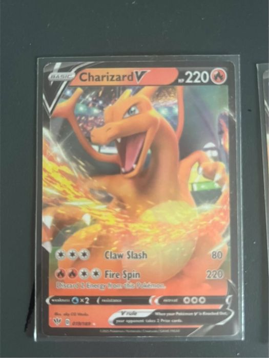Покемон Колекционерски Карти Charizard