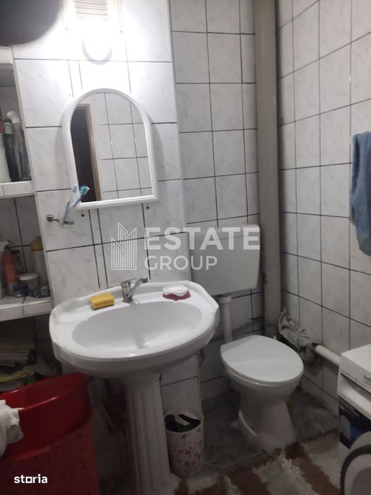 Apartament 3 camere, decomandat, parter