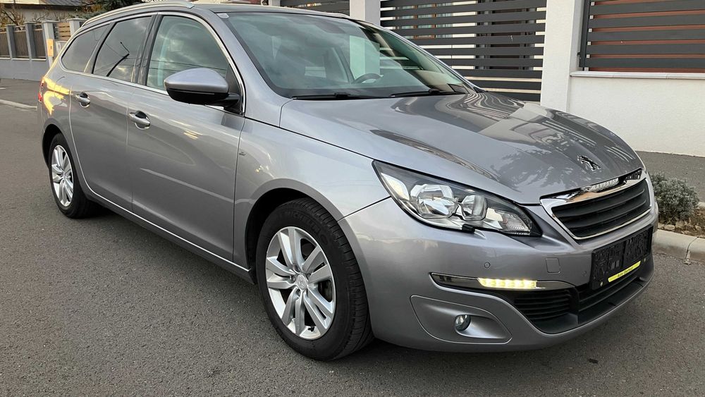 Peugeot 308 1.2 Benzina, 130 Cp ! An 2015, Euro 6 !