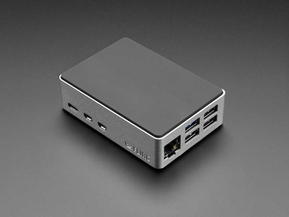 Raspberry Pi 5 8 gb + кейс