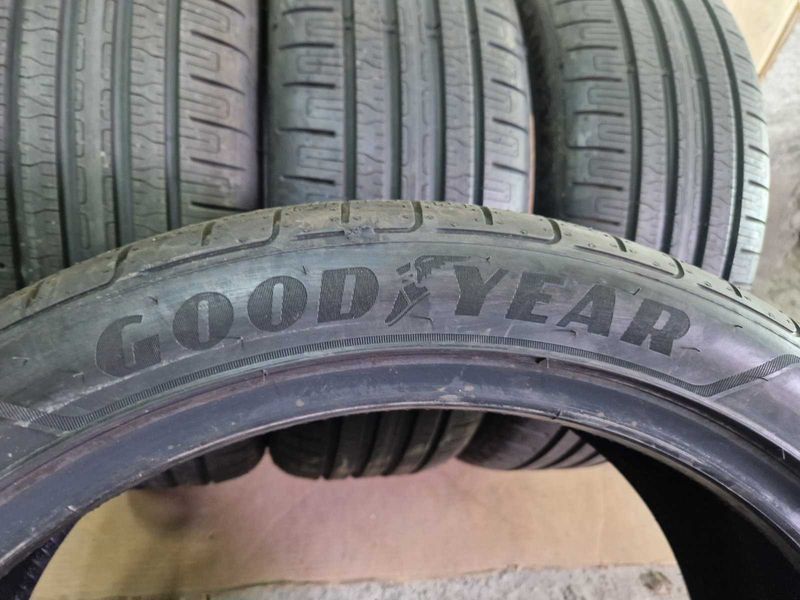 4 Goodyear R19 215/45
нови летни гуми
DOT4822