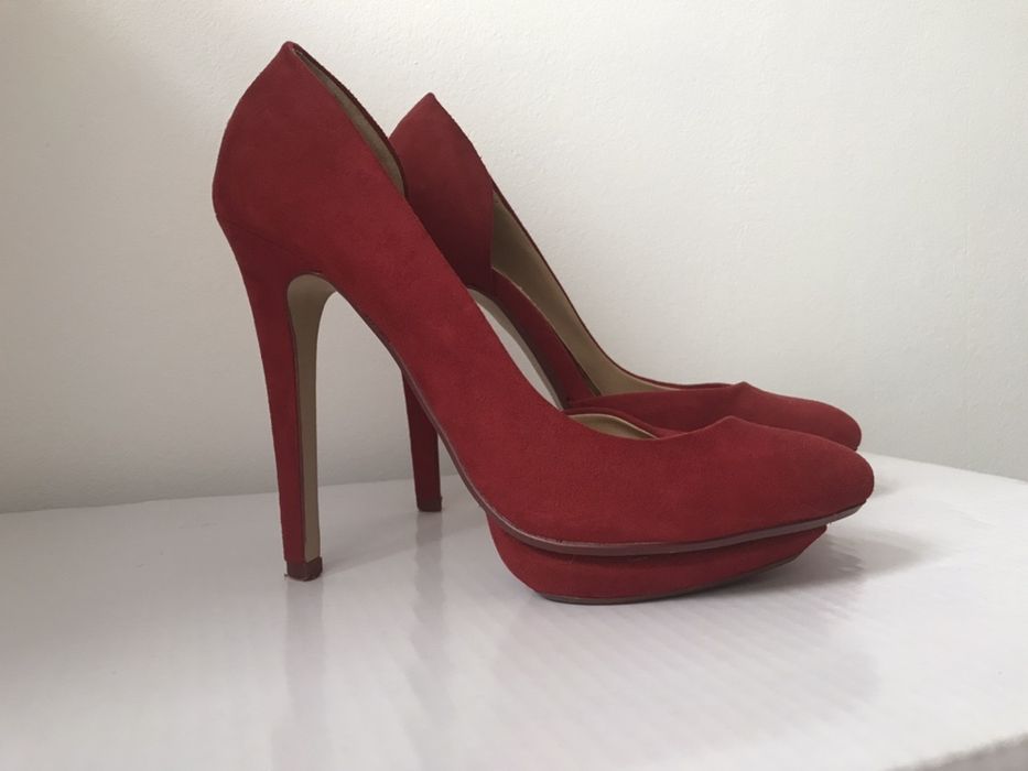 Pantofi stiletto rosi Zara