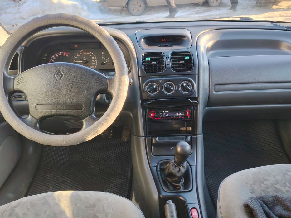 Продам рено лагуну