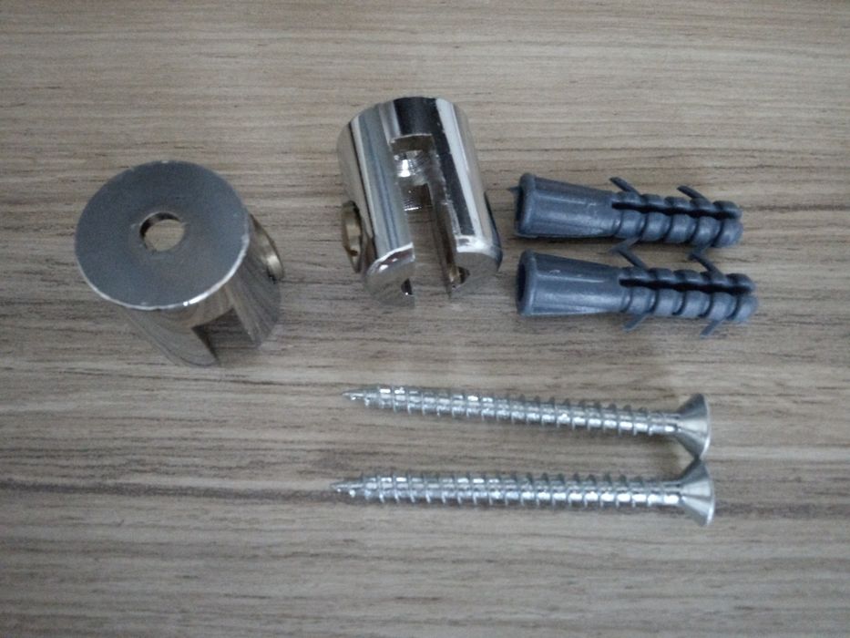 Механизъм за плъзгащи врати на гардероб, Метални държачи за полица