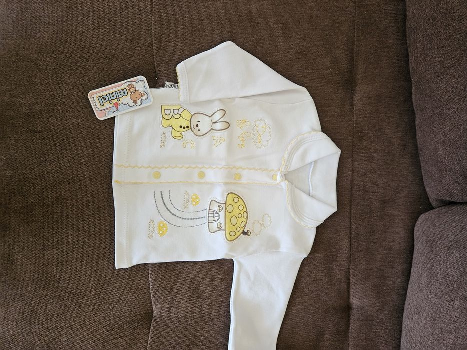 Чисто нови дрехи за бебе 6-12 месеца