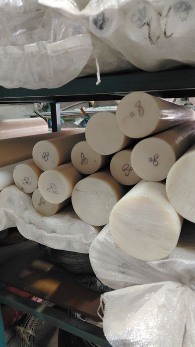 Капролон круг (желтый)