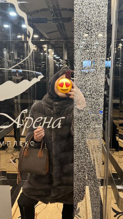 Продам норковую шубу