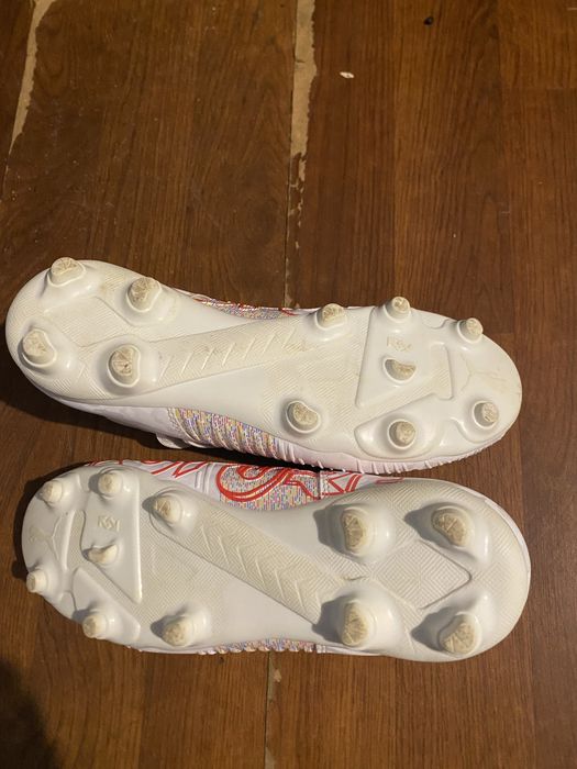 Ghete fotbal Puma Future Z 3.4 FG/AG – Alb/Roșu – Mărime 37