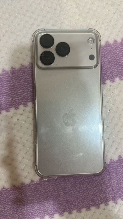 Продам айфон 17 pro max