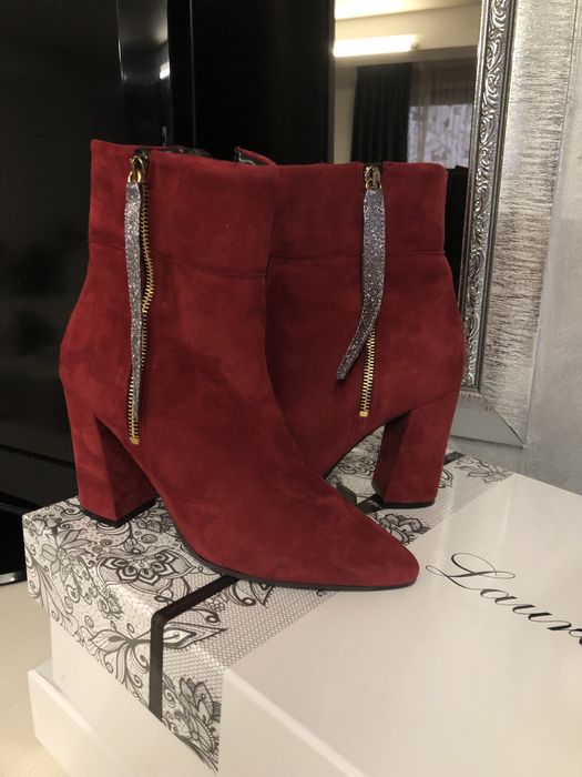 Ghete rosii ptr icazie