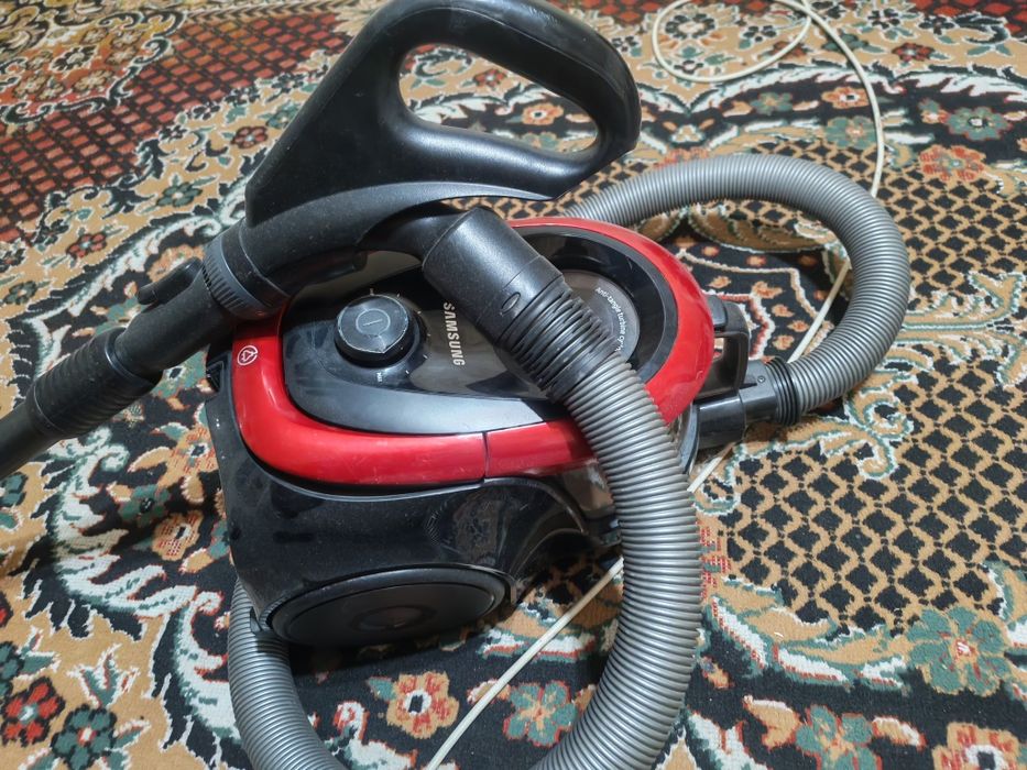 Продам пылесос Самсунг