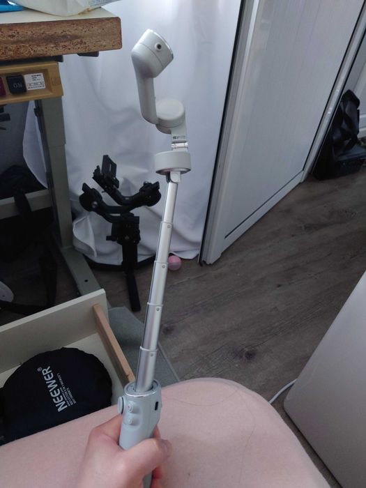 DJI OM5 gimbal за телефон