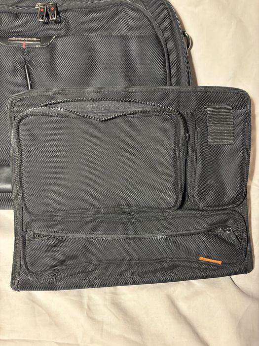сумка Samsonite и клатч Elecom