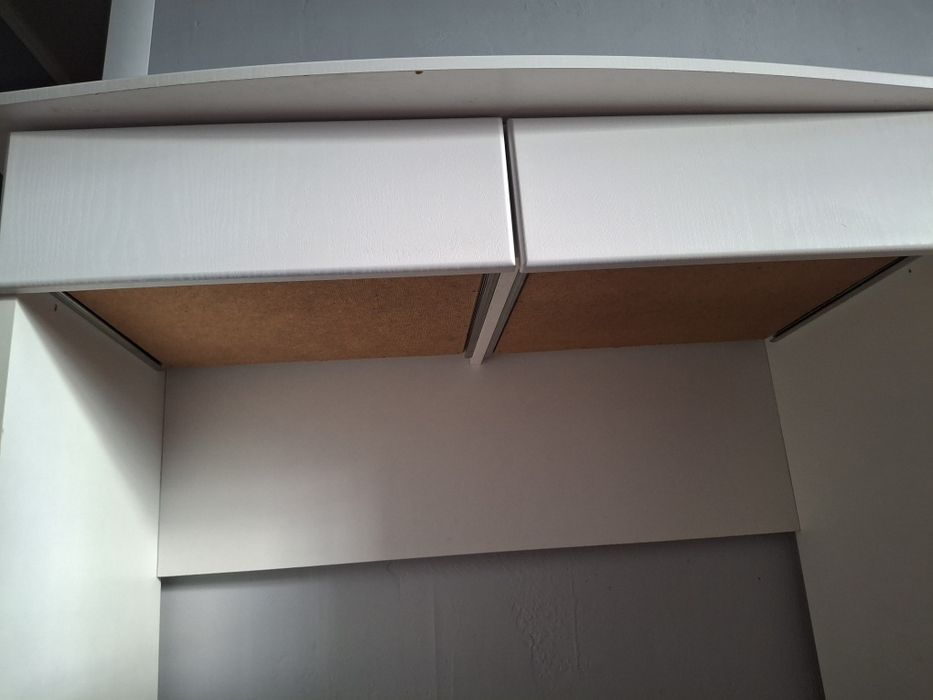 Продам туалетный стол 100×50