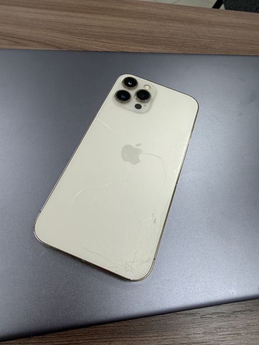 Срочно продается iPhone 12 Pro Max