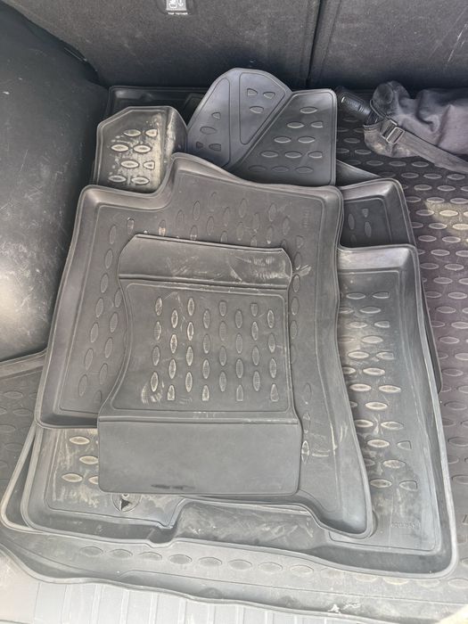 Продам полики на Tucson