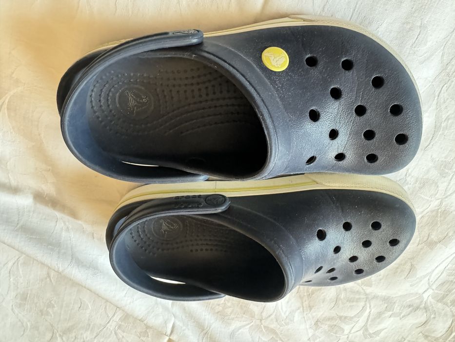 Доста запазени чехли на Крокс(Crocs), номер 36
