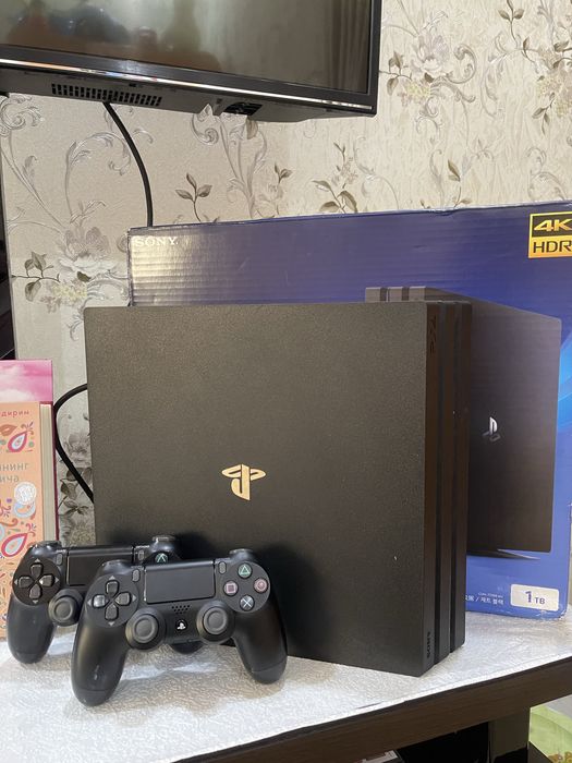 Playstation 4 pro 1 tb