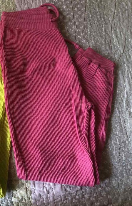 Нови спортни долнища ZARA
