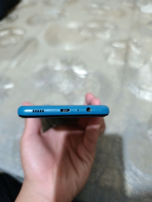Samsung a02 sotiladi
