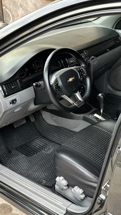 Gentra 2017-18kuzov 3-pozitsiya Full Avtomat karobka srochna sotiladi