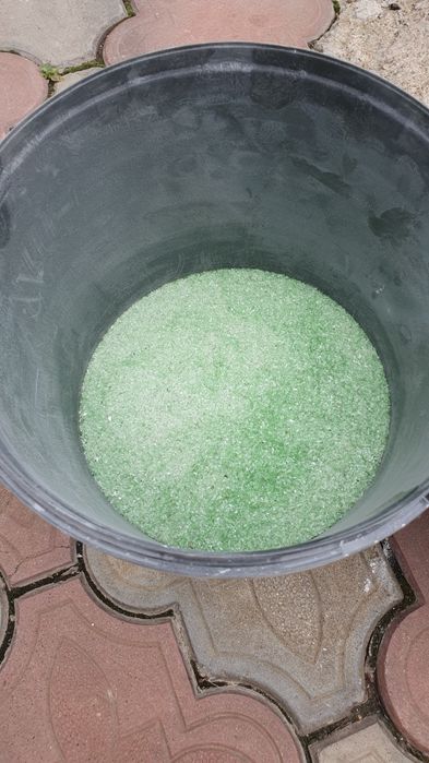 Sticlă colorată sort pentru mozaic