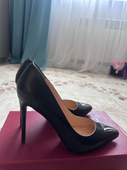 Женский туфли на каблуке