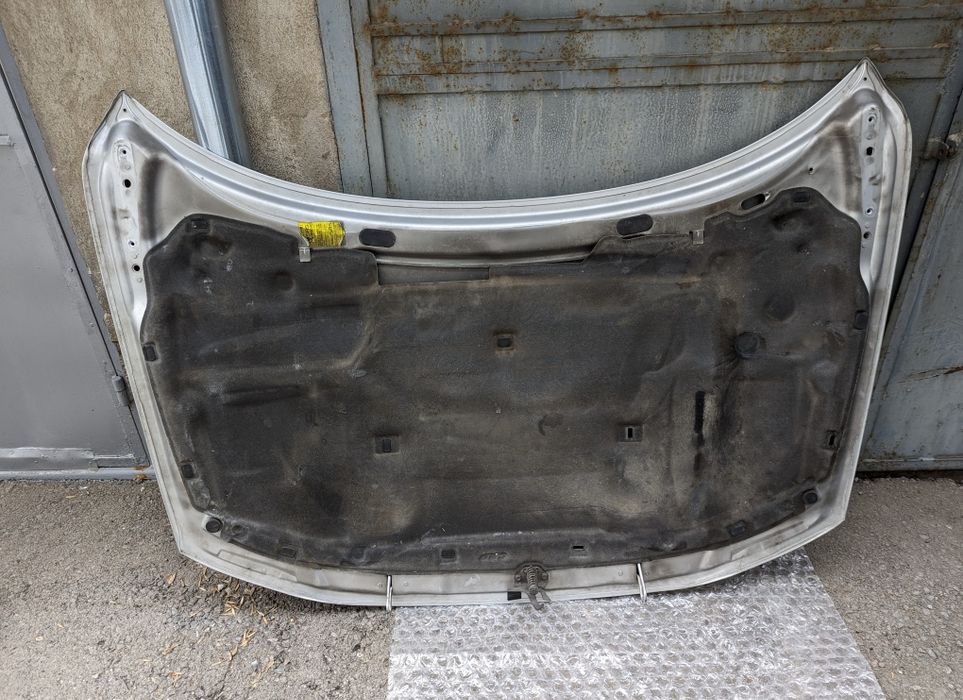 Volvo S60 2003 преден капак