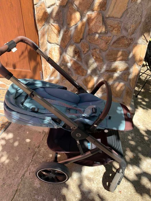 Бебешка количка Cybex Ballios S Lux 2023 г