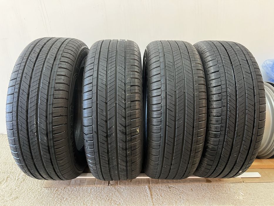 Комплект летних шин GOODYEAR 215/60/16