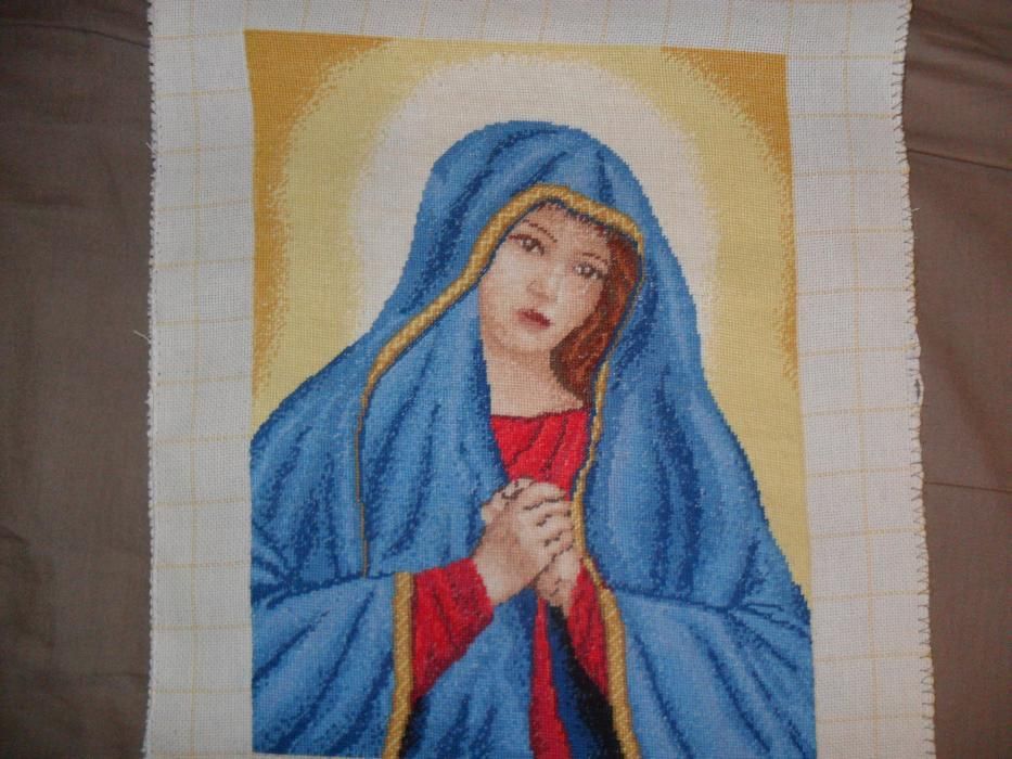 гоблен Плачеща мадона