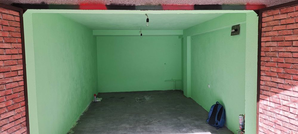 Дава се под наем Гараж / Паркомясто в София, Гео Милев - 20 кв.м за 170 € - Снимка #2