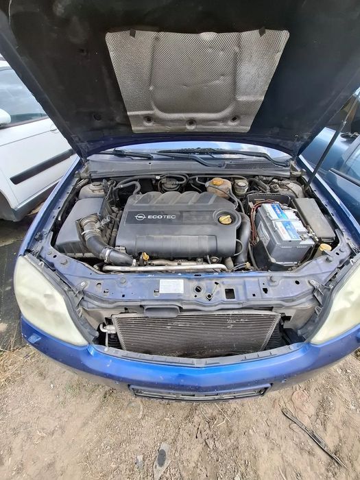 Dezmembrez Opel Vectra 1.9 cdti