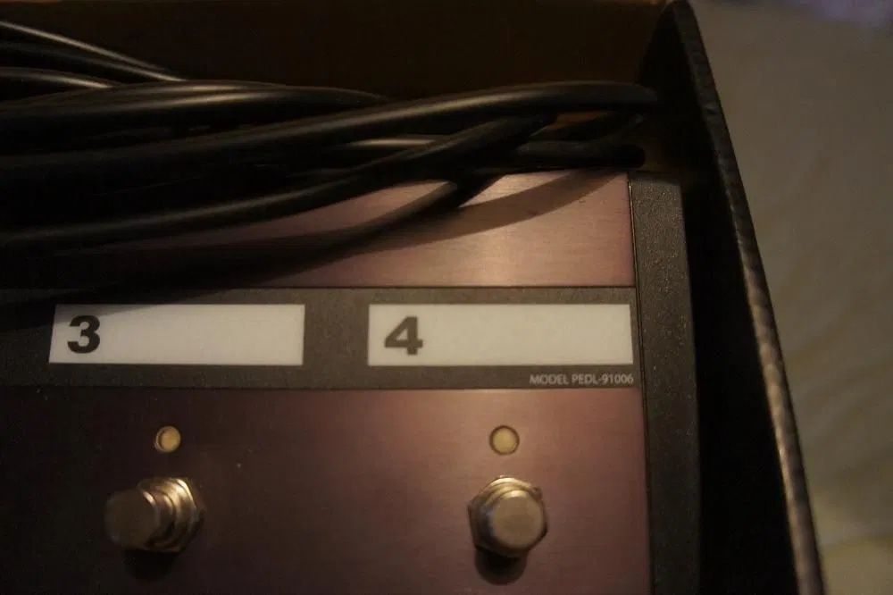 Comutator pentru ampuri de chitara (seriile JVM) MARSHALL