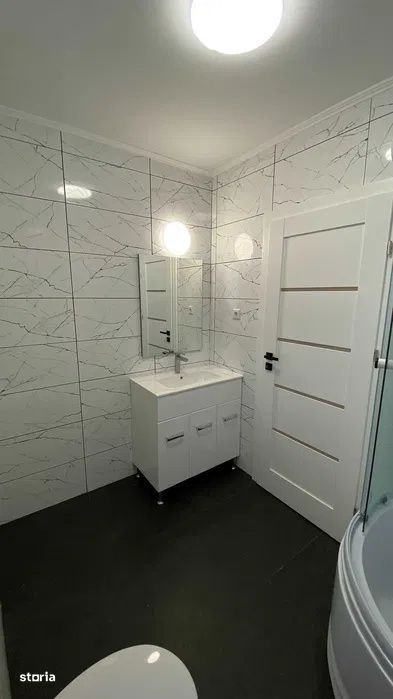 Apartament cu 3 camere, 2 bai, 72 mp, parcare, zona Somesului
