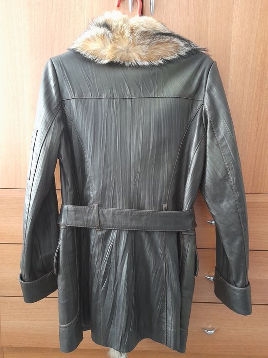 Женская кожаная куртка