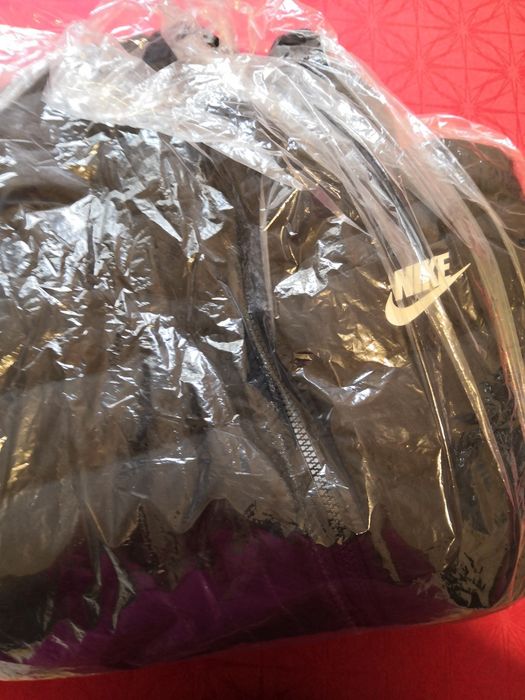 Geaca Nike originala