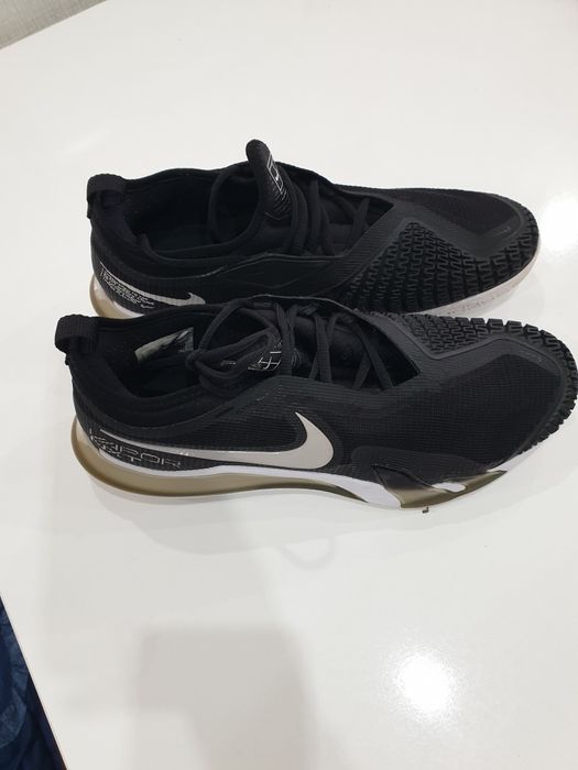 Nike  маратонки 42.5 номер