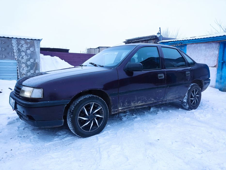 Опель Вектра седан 1.6