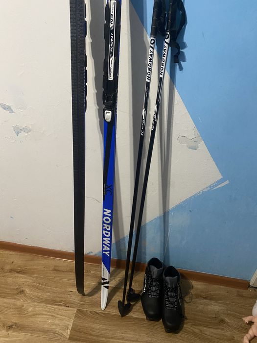 Лыжи беговые 20 000