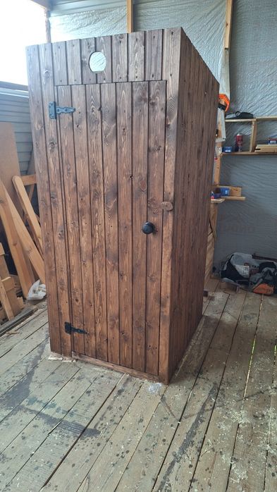 Туалет уличный, дачный