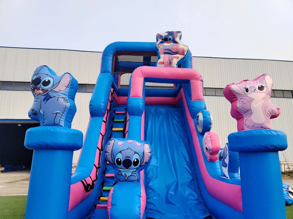 Tobogan gonflabil STITCH de inchriat