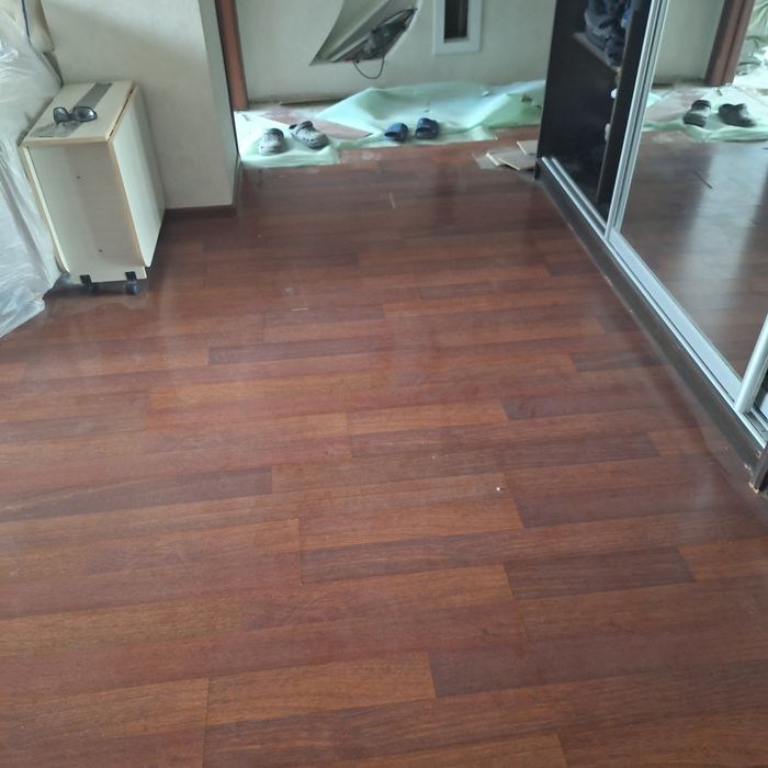 Ламинат бесплатно