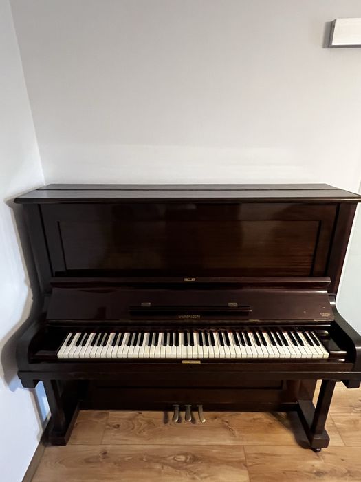 Pianină germană P. Schmitt (Wilmersdorf) – 3 pedale – stare foarte bună