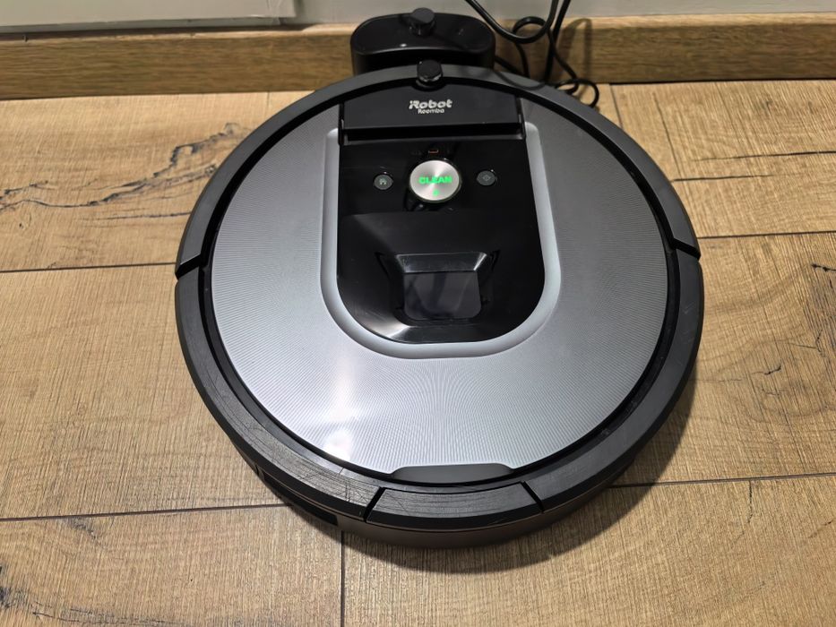 Aspirator iRobot Roomba 960
