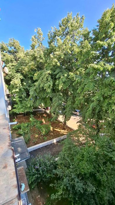 Apartament 4 camere Berceni, zona foarte buna, et 2